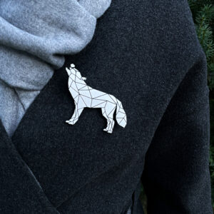 Reflective brooch "Wolf"