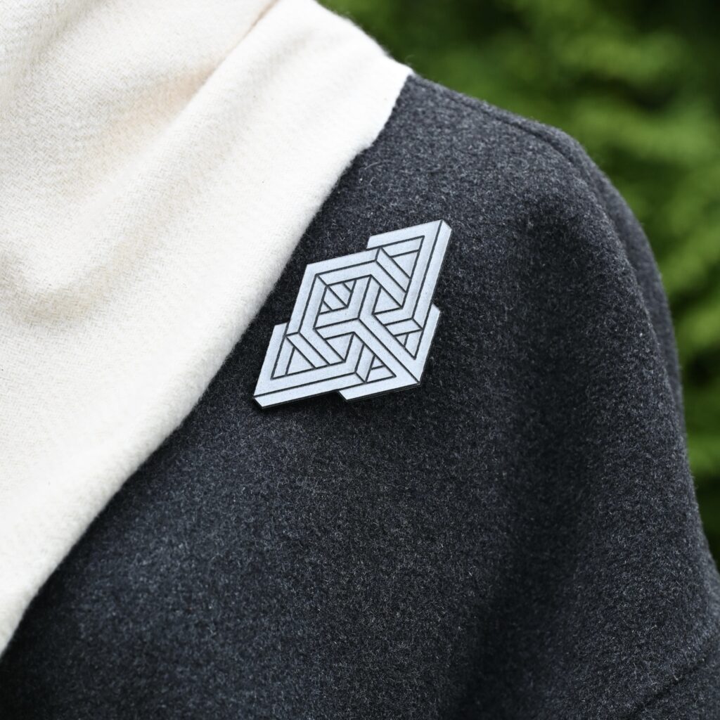Reflective brooch "Geometric 1"