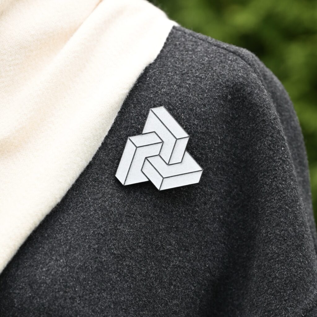 Reflective brooch "Geometric triangle"