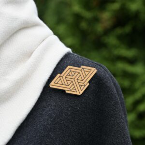 Reflective brooch "Geometric 1” golden